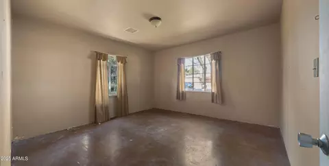 2533 E Cheery Lynn Rd, Phoenix, AZ 85016 photo 8