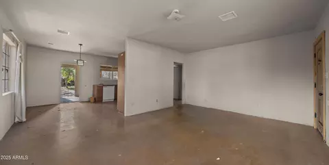 2533 E Cheery Lynn Rd, Phoenix, AZ 85016 photo 5