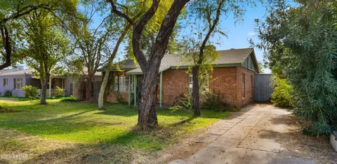 2533 E Cheery Lynn Rd, Phoenix, AZ 85016 photo 3