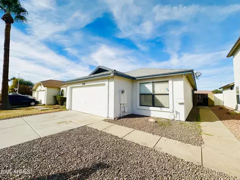 8728 W Vale Dr, Phoenix, AZ 85037