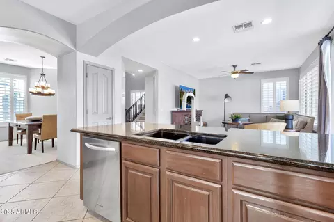 4364 E Turnberry Ct, Gilbert, AZ 85298 photo 13
