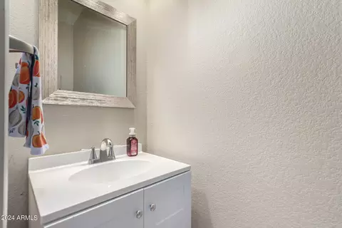 Bath - 8454 E Keats Ave, Mesa, AZ 85209 photo 1 of 3