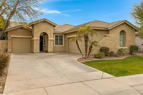 141 W Roadrunner Dr, Chandler, AZ 85286