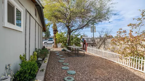 Exterior - 501 E Kinderman Dr, Avondale, AZ 85323 photo 3 of 5