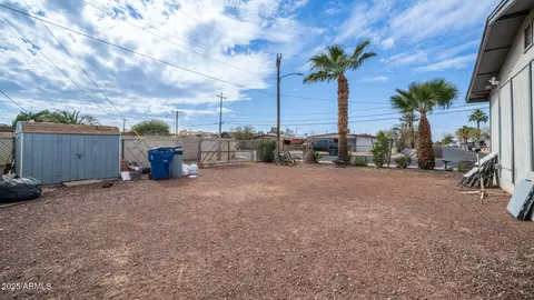 Exterior - 501 E Kinderman Dr, Avondale, AZ 85323 photo 4 of 5