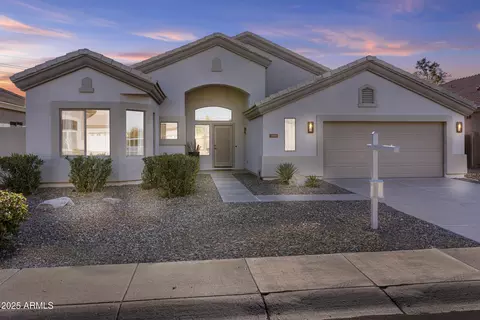 7983 W Yukon Dr, Peoria, AZ 85382