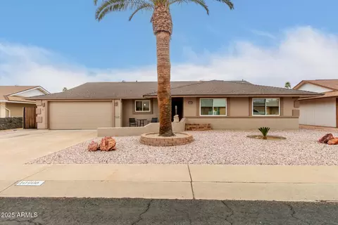 10906 W Tropicana Cir, Sun City, AZ 85351