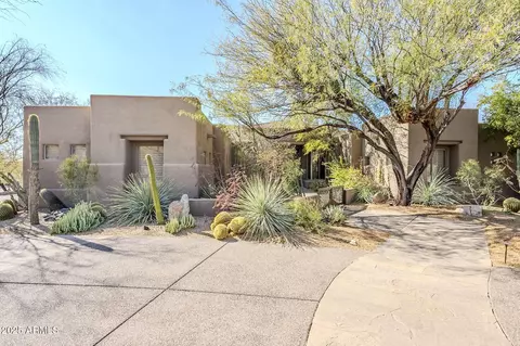 8037 E Thorntree Dr, Scottsdale, AZ 85266