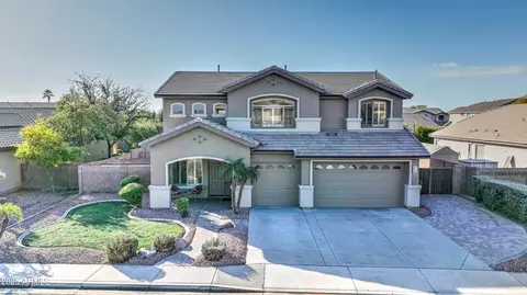 1811 E Powell Way, Chandler, AZ 85249