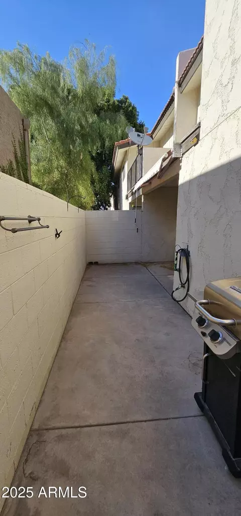 Exterior - 7764 N 19th Dr, Phoenix, AZ 85021 photo 5 of 5