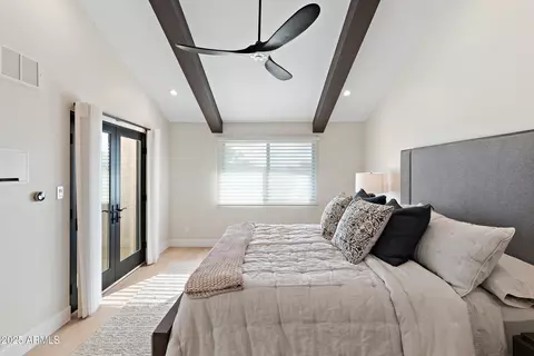 Bedroom - 2430 E Palo Verde Dr, Phoenix, AZ 85016 photo 1 of 5
