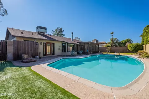 2454 W Hearn Rd, Phoenix, AZ 85023 photo 6