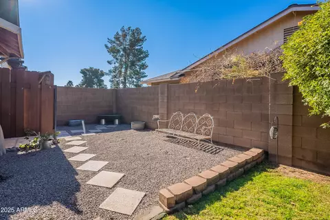 2454 W Hearn Rd, Phoenix, AZ 85023 photo 25