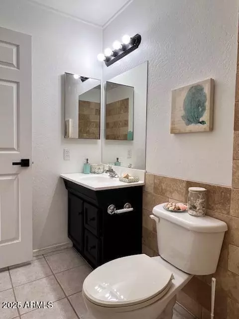Bath - 1302 E 30th Ave, Apache Junction, AZ 85119 photo 2 of 4