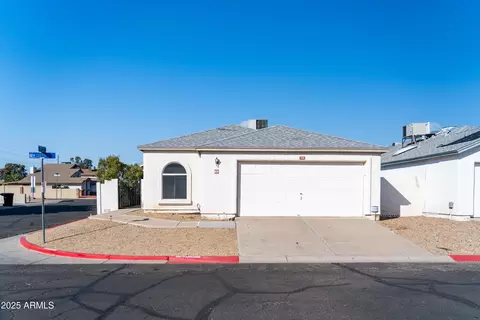 7456 W Greer Ave, Peoria, AZ 85345