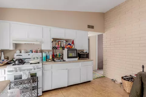 Kitchen - 122 E 14th Pl, Mesa, AZ 85201 photo 3 of 6