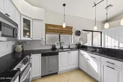 15801 N 51st St, Scottsdale, AZ 85254