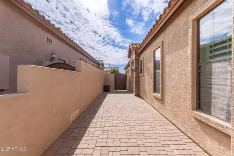 8725 E Indigo St, Mesa, AZ 85207 photo 30