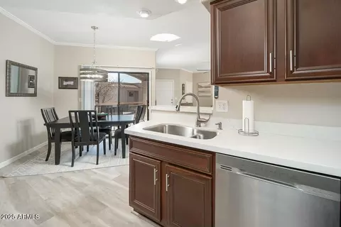 9151 W Greenway Rd #276, Peoria, AZ 85381