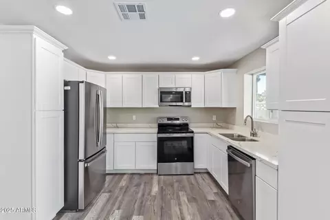 4220 W State Ave, Phoenix, AZ 85051 photo 12