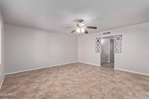 5804 E Dallas St, Mesa, AZ 85205 photo 9