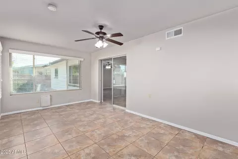 5804 E Dallas St, Mesa, AZ 85205 photo 4