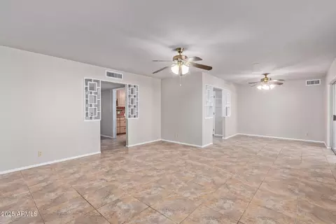 5804 E Dallas St, Mesa, AZ 85205 photo 2