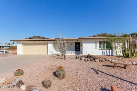 5804 E Dallas St, Mesa, AZ 85205