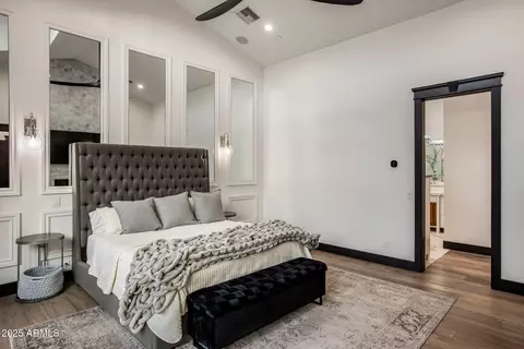Bedroom - 5712 E Calle Camelia --, Phoenix, AZ 85018 photo 2 of 7