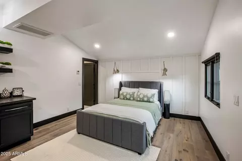 Bedroom - 5712 E Calle Camelia --, Phoenix, AZ 85018 photo 7 of 7