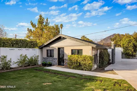 Exterior - 5712 E Calle Camelia --, Phoenix, AZ 85018 photo 6 of 14