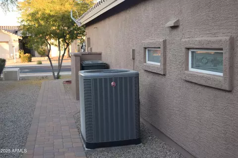 2425 E Durango Dr, Casa Grande, AZ 85194 photo 5