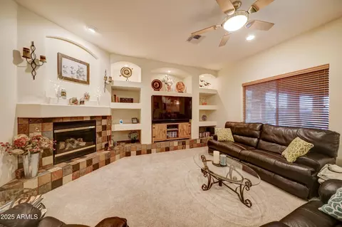 Living - 1716 S 141st Pl, Gilbert, AZ 85295 photo 2 of 4