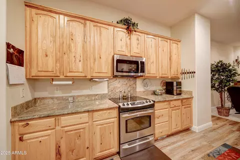 Kitchen - 1716 S 141st Pl, Gilbert, AZ 85295 photo 2 of 5