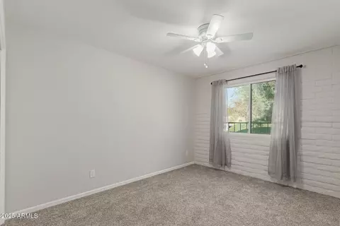 2415 E Cochise Rd, Phoenix, AZ 85028 photo 16