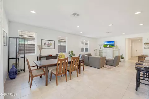 12530 W Levi Dr, Avondale, AZ 85323
