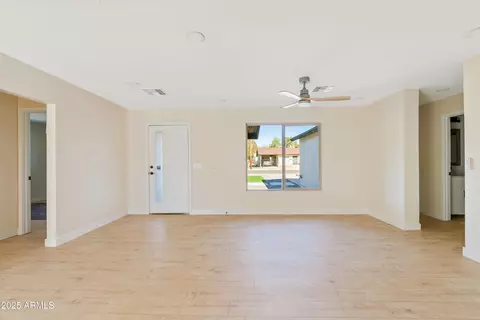 2923 Earll Dr, Phoenix, AZ 85016 photo 12
