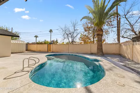 2923 Earll Dr, Phoenix, AZ 85016 photo 3