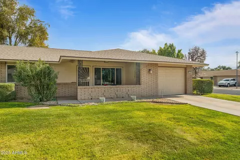 9502 W Shasta Dr, Sun City, AZ 85351