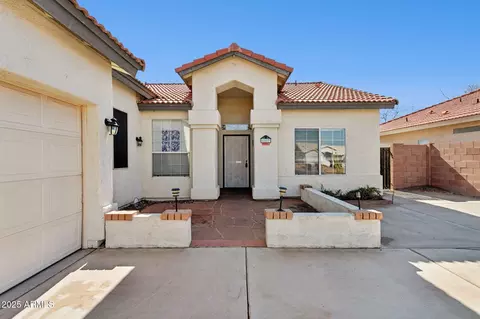 8527 W Aster Dr, Peoria, AZ 85381