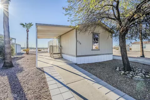 2000 S Apache Rd #225, Buckeye, AZ 85326