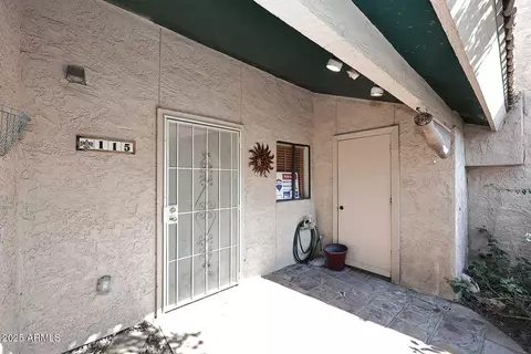 10828 N Biltmore Dr #115, Phoenix, AZ 85029
