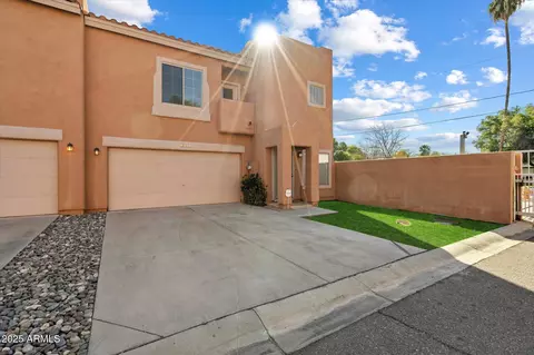3703 E Mitchell Dr, Phoenix, AZ 85018