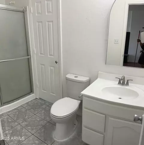 Bath - 1109 E Caldwell St, Phoenix, AZ 85042 photo 2 of 2