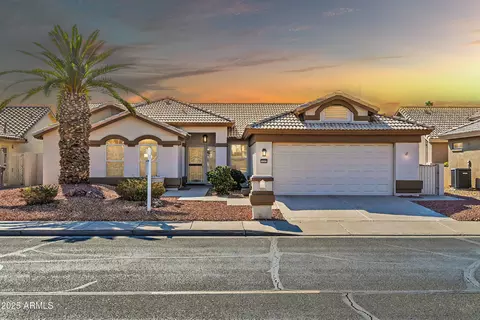 14949 W Robson Cir, Goodyear, AZ 85395
