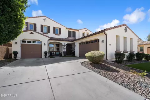 2901 E Iris Dr, Chandler, AZ 85286