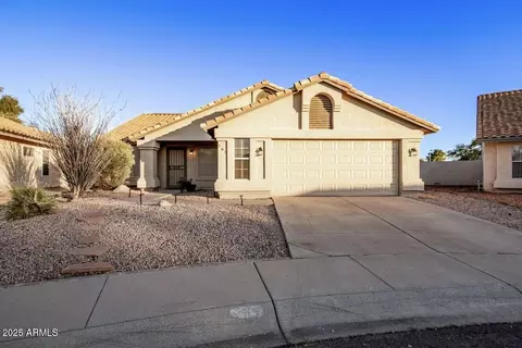 169 S Comanche Dr, Chandler, AZ 85224