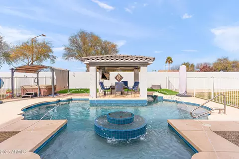 Exterior - 2822 E Clifton Ct, Gilbert, AZ 85295 photo 7 of 15