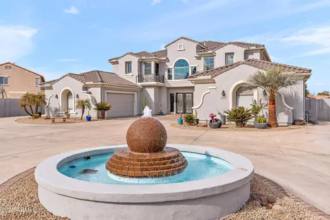Exterior - 2822 E Clifton Ct, Gilbert, AZ 85295 photo 5 of 15