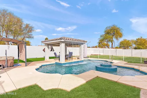 Exterior - 2822 E Clifton Ct, Gilbert, AZ 85295 photo 9 of 15